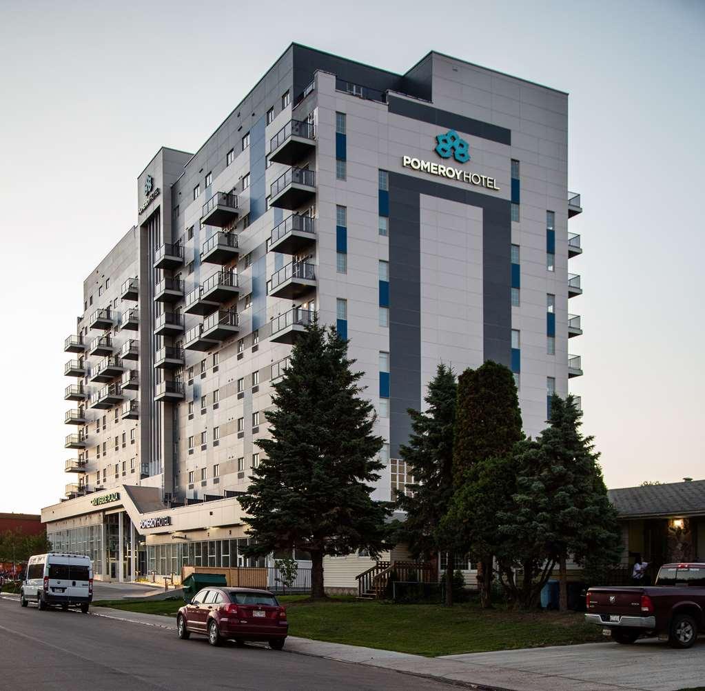 Pomeroy Hotel Fort Mcmurray Extérieur photo