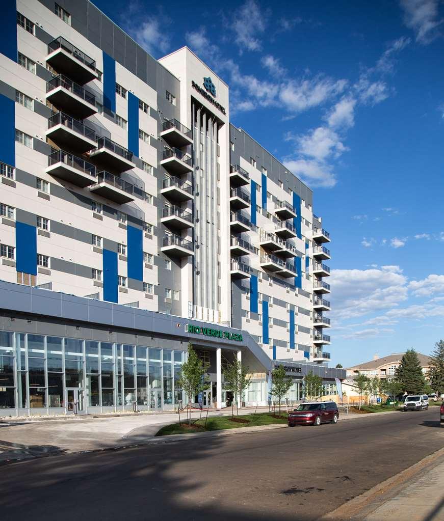 Pomeroy Hotel Fort Mcmurray Extérieur photo