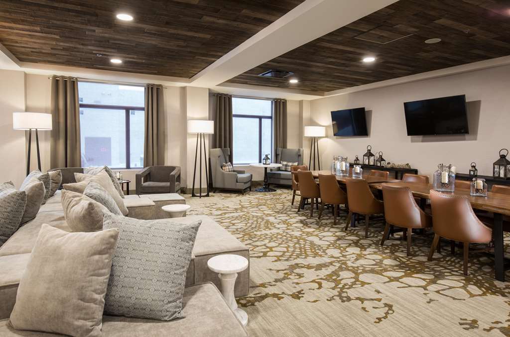 Pomeroy Hotel Fort Mcmurray Intérieur photo