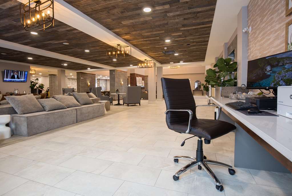 Pomeroy Hotel Fort Mcmurray Intérieur photo