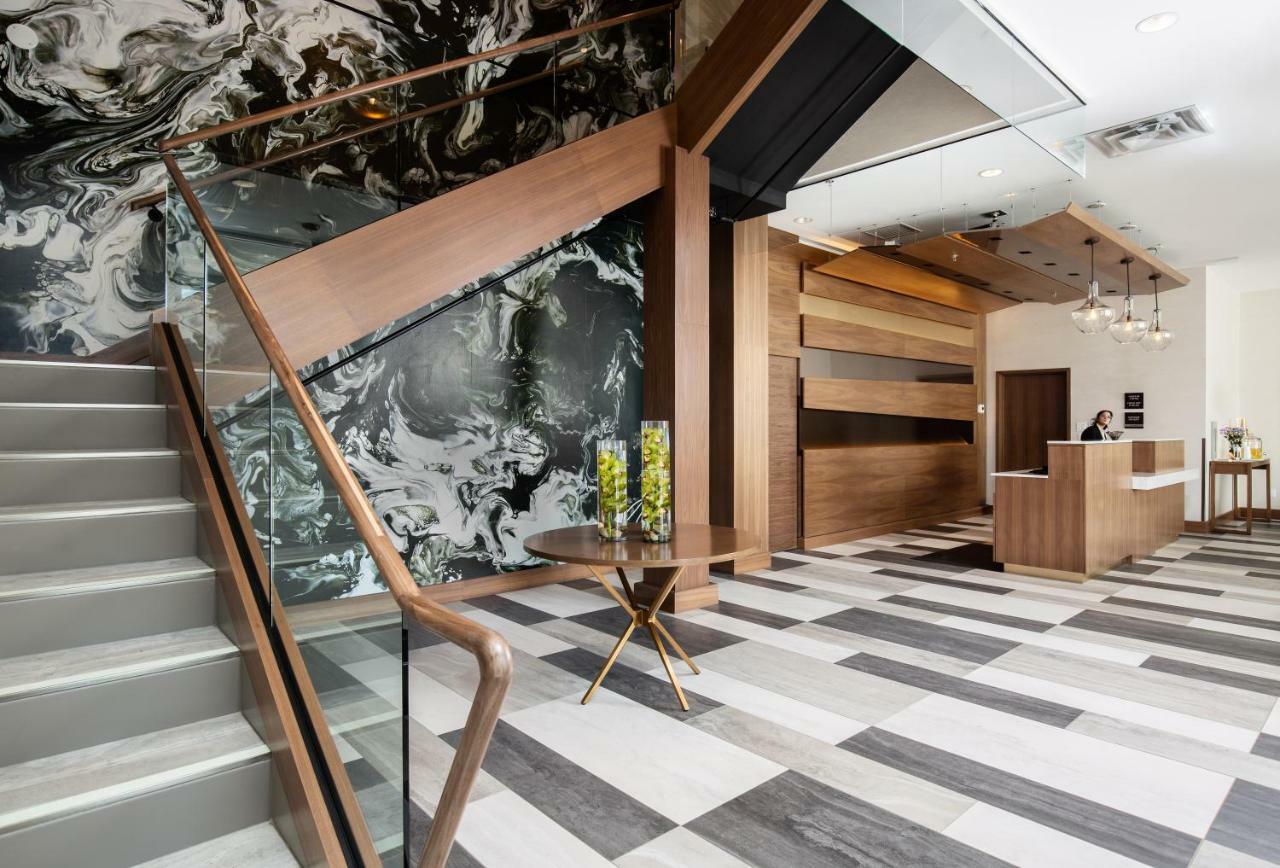 Pomeroy Hotel Fort Mcmurray Extérieur photo